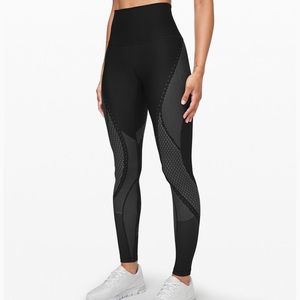 Lululemon mapped out HR tight 28”